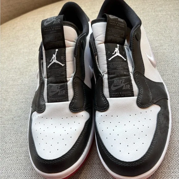 Nike Jordan 1 Retro Low Slip On Black White Red NBY AV3918-102 Women’s Size 9.5 - Picture 3 of 9